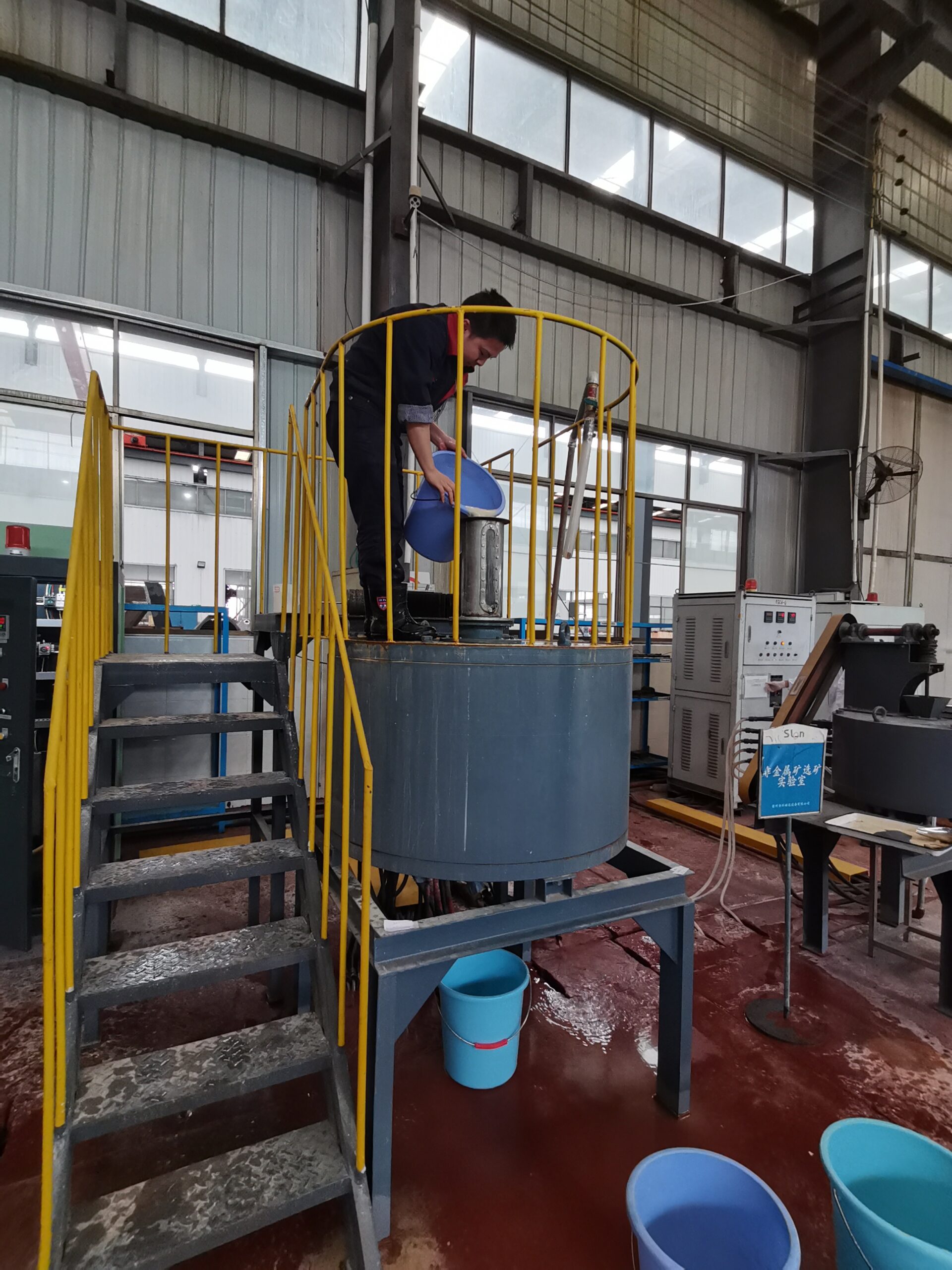 Filtro magnético de alta extracción a escala de laboratorio HEMF Filtro magnético de alta extracción a escala de laboratorio HEMF